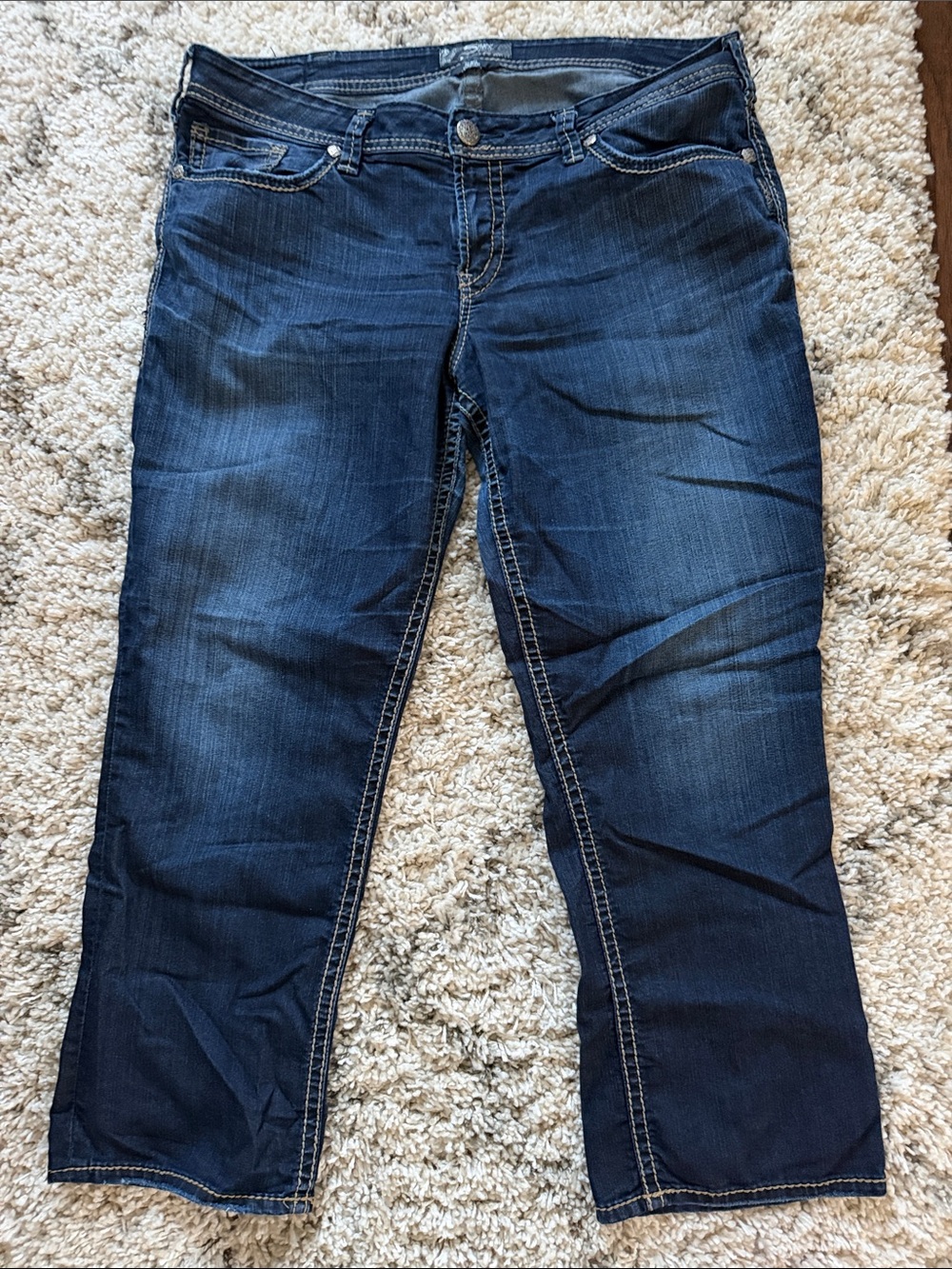 Silver Jeans Women’s Dark Blue Boot Cut Capri Denim